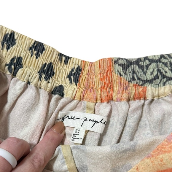 Free People Women’s Block Party Summer 1pc Patchwork Print Pants Size Medium - Picture 9 of 9